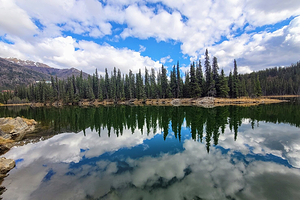 Horseshoe Lake Trail