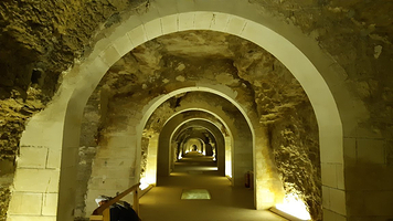 萨卡拉金字塔群