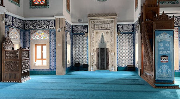 Alley of Martyrs Mosque