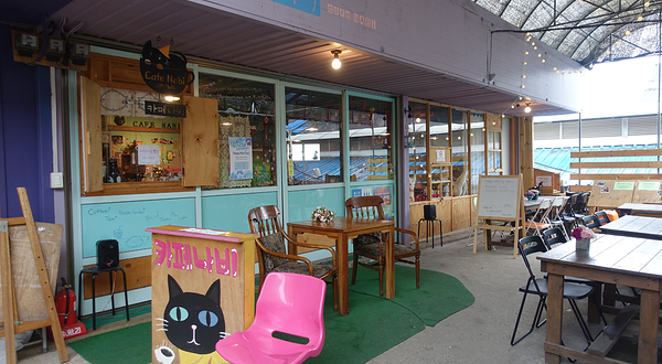 南部市场青年购物中心