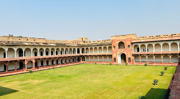 Agra Fort Ticket Counter