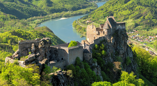 阿格斯泰因城堡