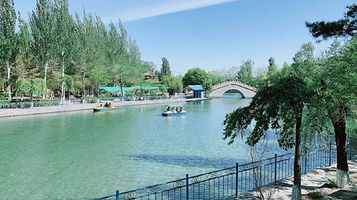 独山子东湖动物园