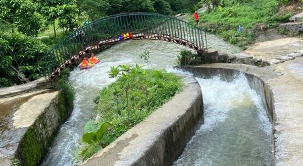 碗窑峡谷漂流