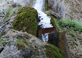 Abshir Ata falls
