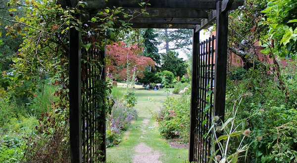 Cheslyn House and Gardens