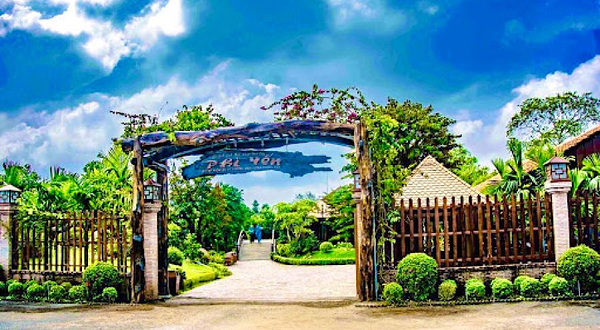 Du lịch sinh thái vườn trái cây Phi Yến