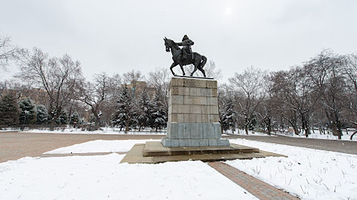 Amangeldy batyr monument