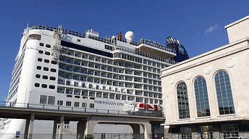 Stazione marittima di Napoli di Cesare Bazzani - architettura di regime
