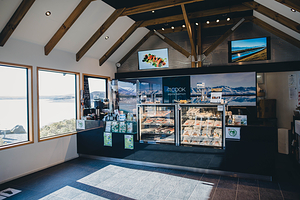 库克山三文鱼养殖场