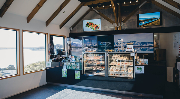 库克山三文鱼养殖场