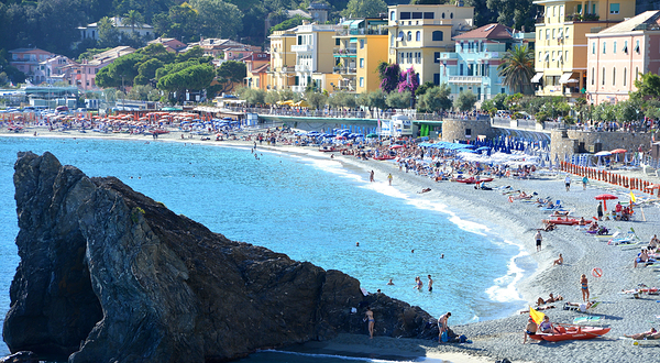 里奥马焦雷村庄