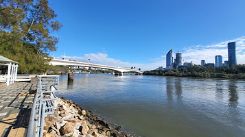 Kangaroo Point Cliffs Park (River Terrace Park)
