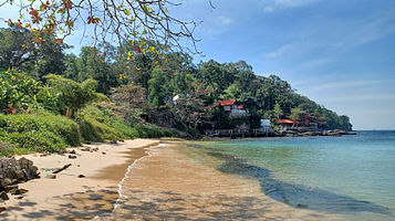 Bãi đá mũi Gành Dầu