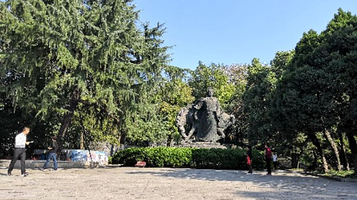 黄鹤楼公园-岳飞广场