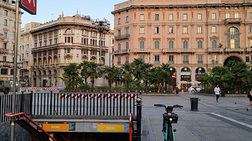 City Sightseeing Milan Bus Stop