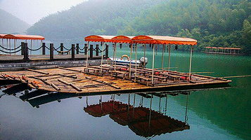 天目湖南山竹海景区-静湖竹筏