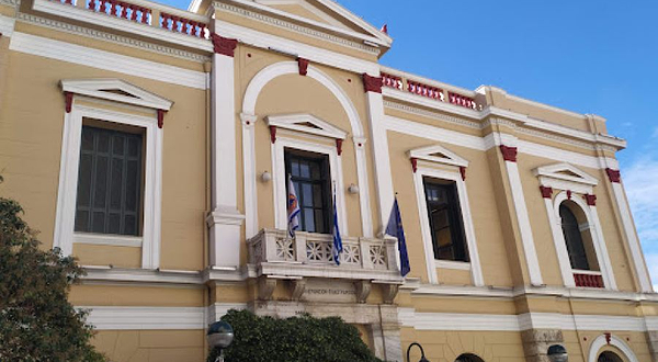 比雷埃夫斯市美术馆