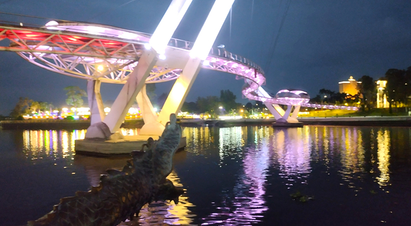 达鲁哈娜黄金桥