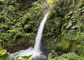 拉巴斯瀑布花园