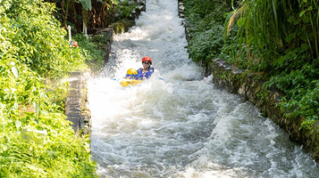 龙岩森林水乡九溪庐漂流