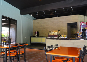 甘孟山城野生动物园