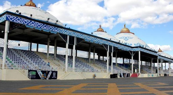 百灵那达慕会场