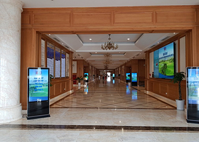 龙编高尔夫球场