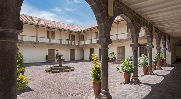 前哥伦布艺术博物馆