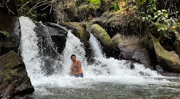 乌鲁佩塔努瀑布