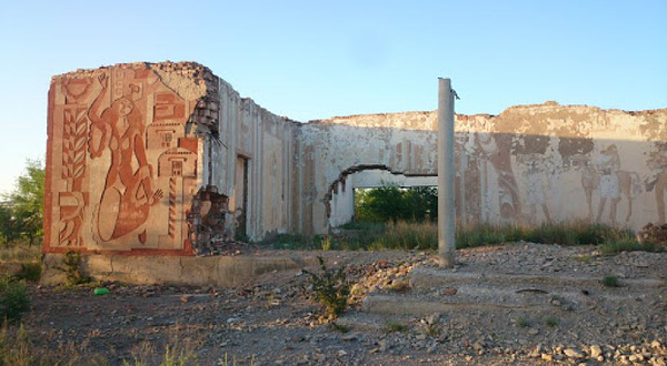 Byvshiy Dom Kul'tury