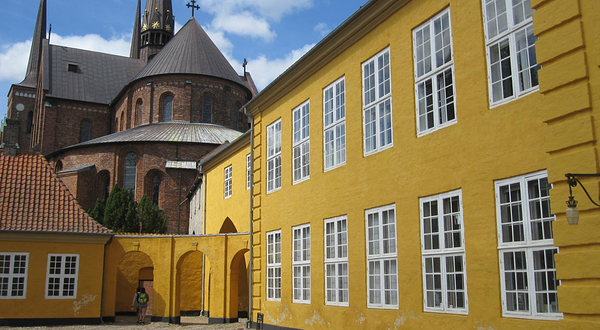 罗斯基勒现代美术馆