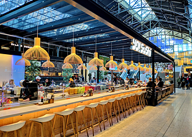 奥斯陆Ostbanehallen美食区