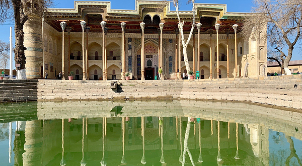 波洛哈兹清真寺