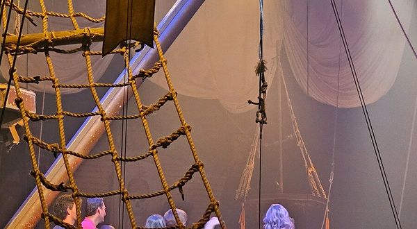 海盗探险晚餐秀