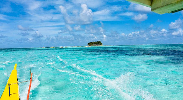 Secret sand bar near Guyam island
