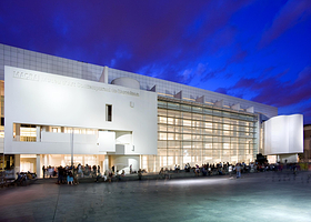 巴塞罗那现代艺术博物馆