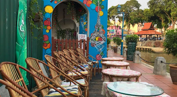 马六甲河畔步道