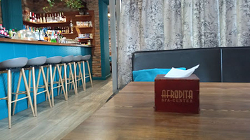 Bath of Aphrodite, Baytur