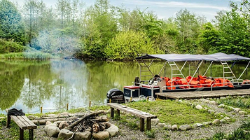 帕利亚斯托米湖