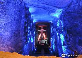 锡帕基拉盐矿大教堂