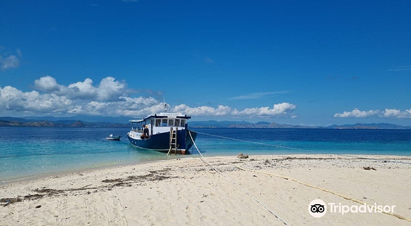 Taka Makassar Island白沙岛