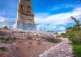 菲洛帕波斯纪念碑