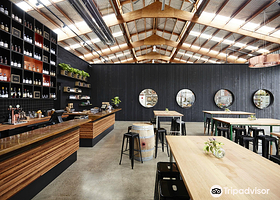 四柱杜松子酒酿酒厂