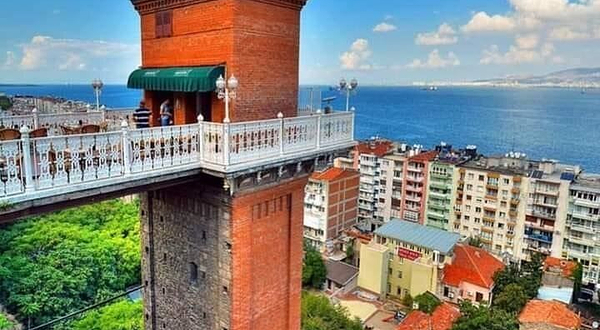 伊兹密尔大电梯