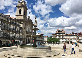 吉马良斯历史中心