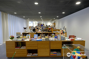 马拉加蓬皮杜艺术中心