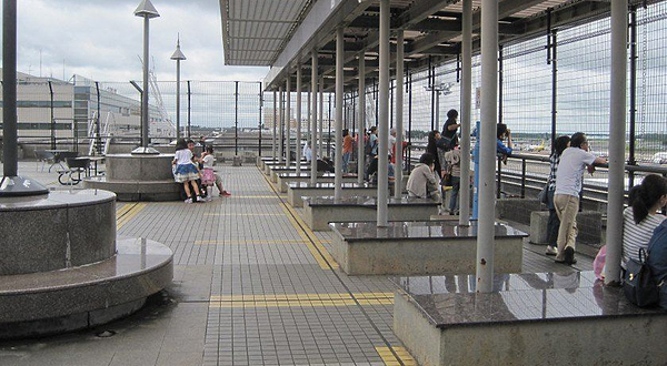 成田国际机场第2候机楼 参观连廊 (北)