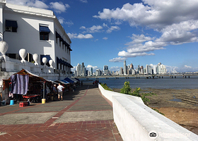 Paseo de Las Bovedas