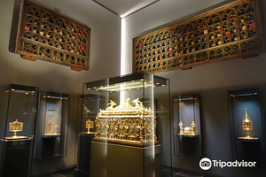 科隆大教堂珍宝馆